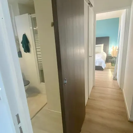 Superbe Avec Vue Et Salle D Eau Privative Dans Duplex De 140m2 - Proche Chu Clermont Kwatera prywatna *