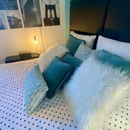 Superbe Avec Vue Et Salle D Eau Privative Dans Duplex De 140m2 - Proche Chu Clermont Kwatera prywatna *