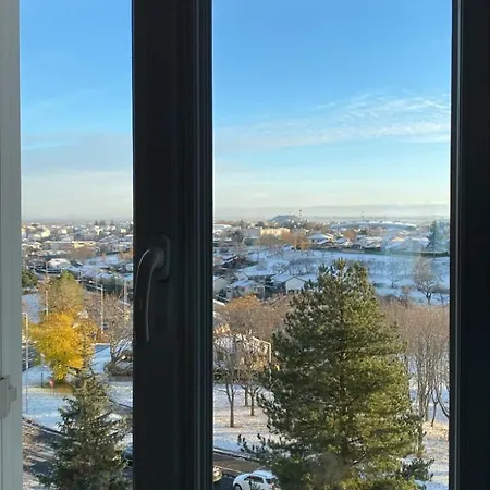 Superbe Avec Vue Et Salle D Eau Privative Dans Duplex De 140m2 - Proche Chu Clermont *