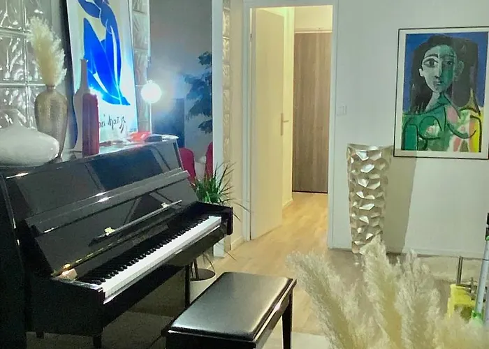 Superbe Avec Vue Et Salle D Eau Privative Dans Duplex De 140m2 - Proche Chu Clermont Homestay Beaumont (Puy-de-Dome)