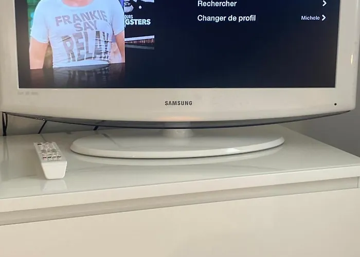 Superbe Avec Vue Et Salle D Eau Privative Dans Duplex De 140m2 - Proche Chu Clermont Homestay *