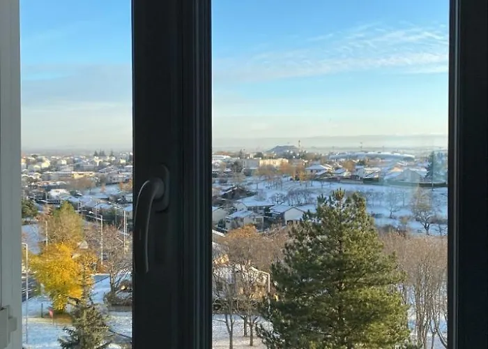 Superbe Avec Vue Et Salle D Eau Privative Dans Duplex De 140m2 - Proche Chu Clermont *