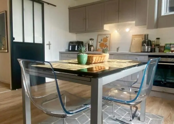 Homestay Superbe Avec Vue Et Salle D Eau Privative Dans Duplex De 140m2 - Proche Chu Clermont *